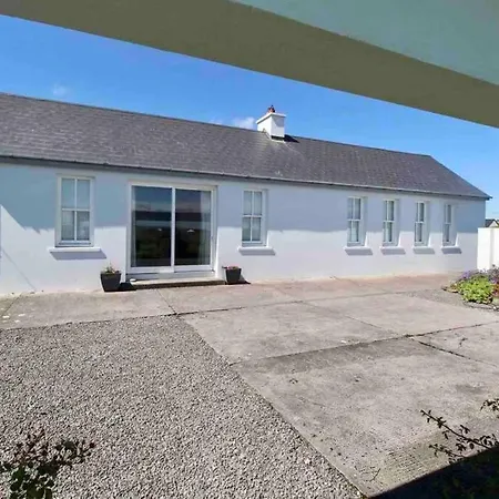 Holiday home The Old School House, Moymore, *