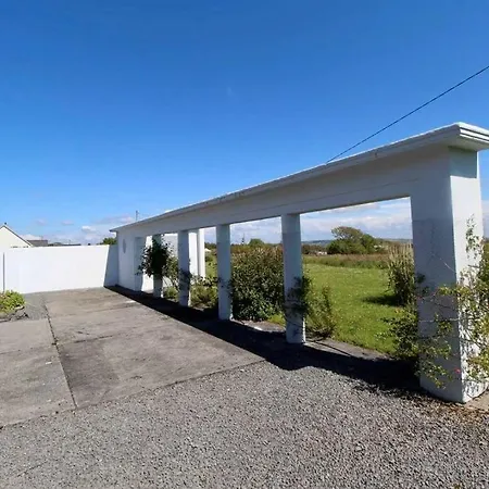 The Old School House, Moymore, Feriehus Lahinch